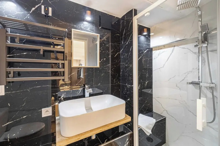 Modern a/c Apartment 2br/8p - Cannes