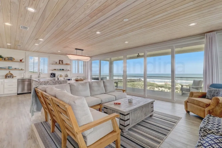 3 Bedrooms Cottage
