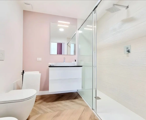 Deluxe Double room with balcony and with city view