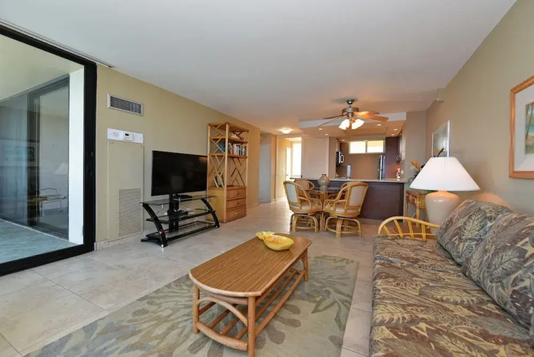 Mahana Resort #906 1 Bedroom Condo by RedAwning