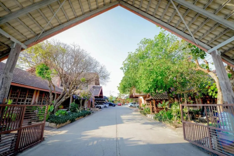 MRK Resort and Massage