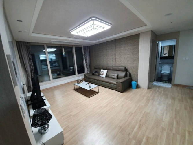 Vallas House 1301
