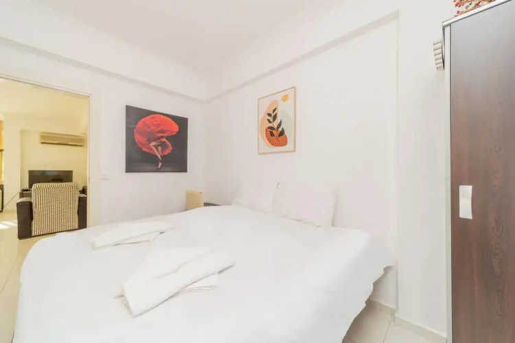 Vibrant Flat With Shared Pool in Belek