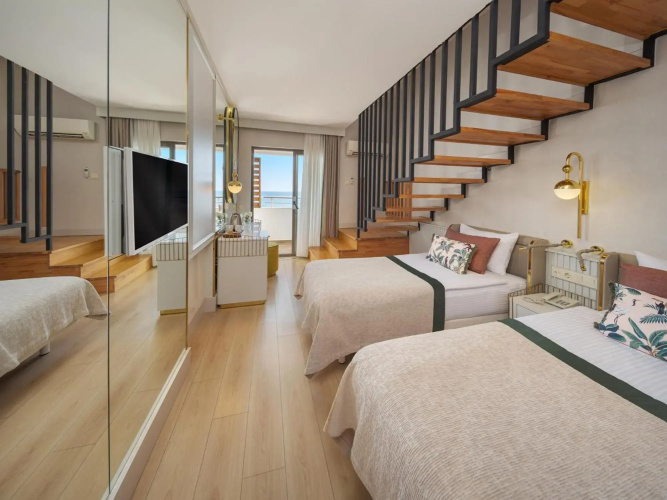 Adin Beach Hotel