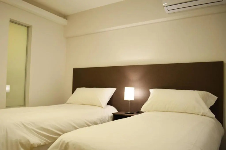 Hotel Bait