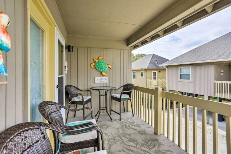 2 Bedrooms Cottage with balcony