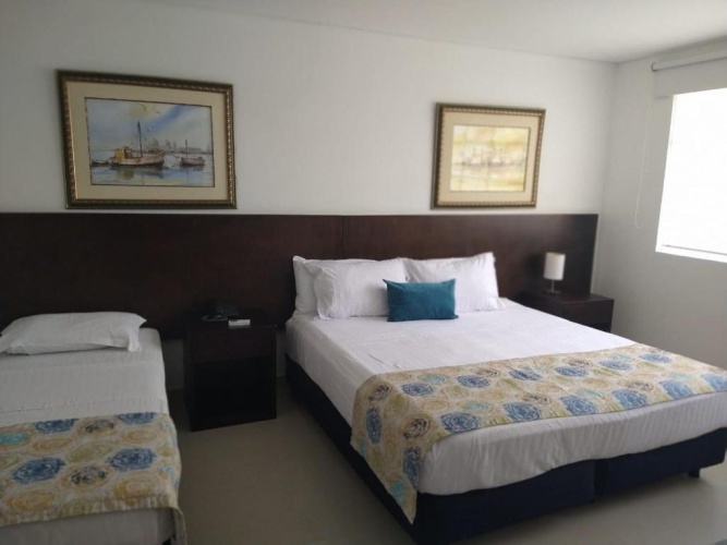 Standard Triple room