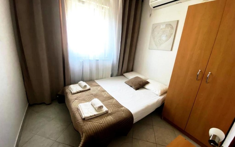 3 Bedrooms Apartment