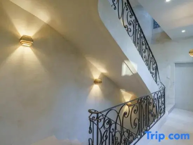 Historic 3BR Home • Bayeux Center
