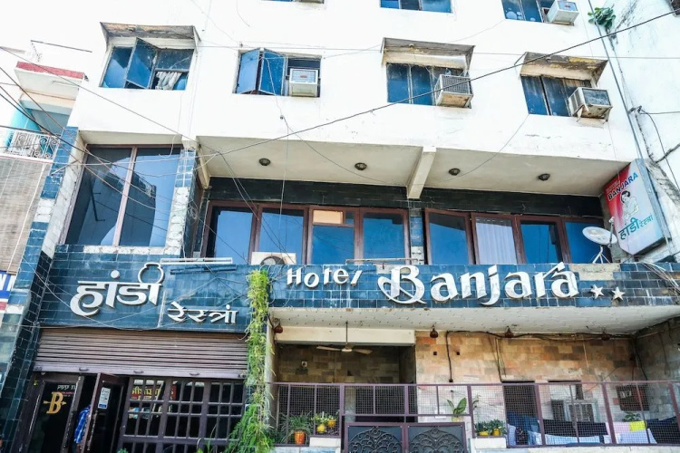 Oyo 16947 Hotel Banjara - Gwalior