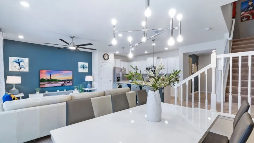 816 Paradise Drive