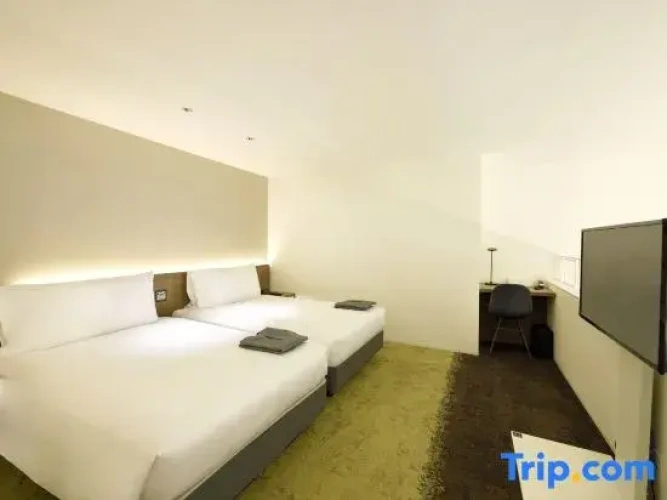1 Bedroom Quadruple Duplex Suite