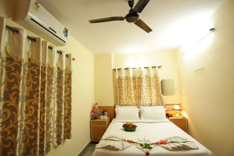 Ample Inn