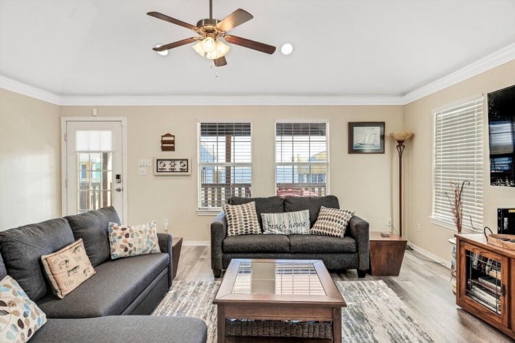 New! Stunning Beach House w/ Views
