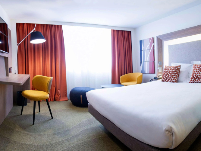 Novotel Lyon Centre Confluence Bord de Saone