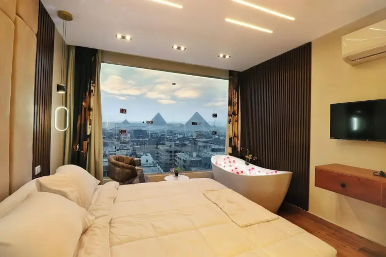 Pyramids Skyline Hotel Cairo