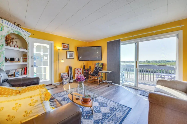 Deck w/ Views: Lakeside Spring Lake Cottage