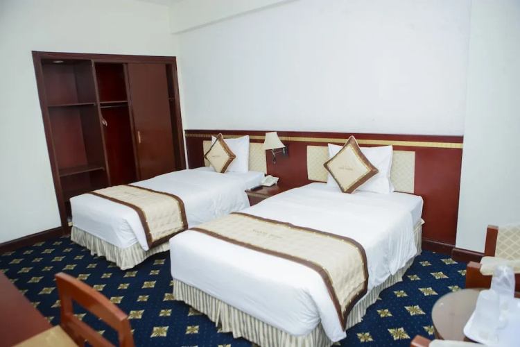 Ngan Ha Hotel