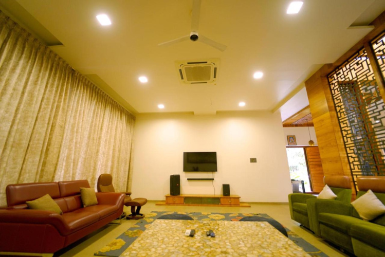 Narayani Revtree Resort and Villa