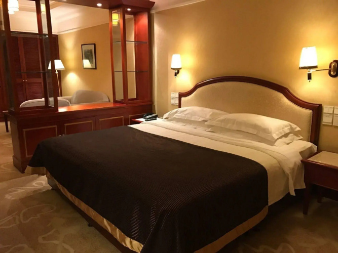 Kingwing Hotel