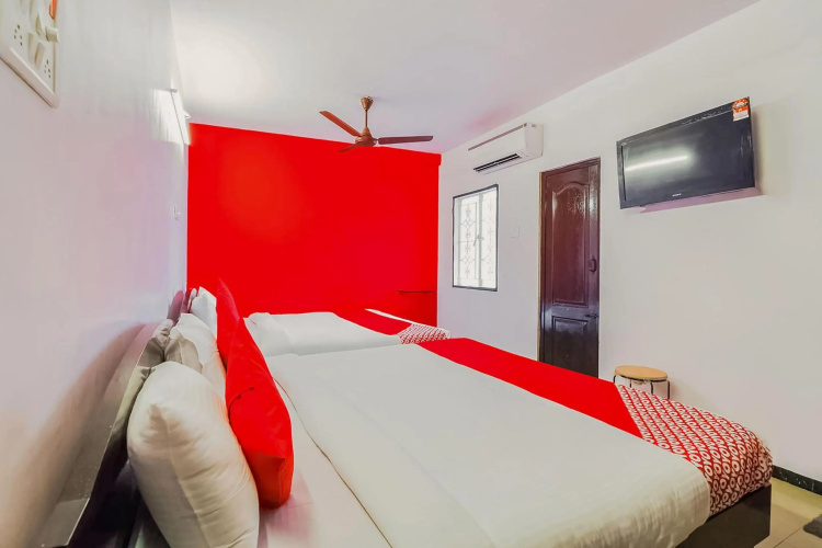 Flagship 74267 Hotel Maruthi Gandhi Park
