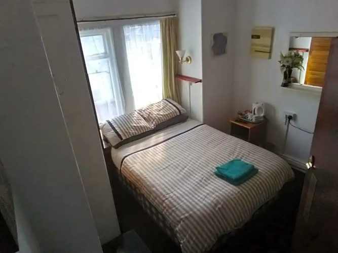 MyRoomz Golden Strand Hotel