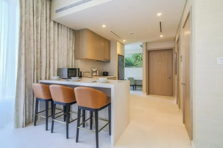 Luxurious Apartments With Sea View