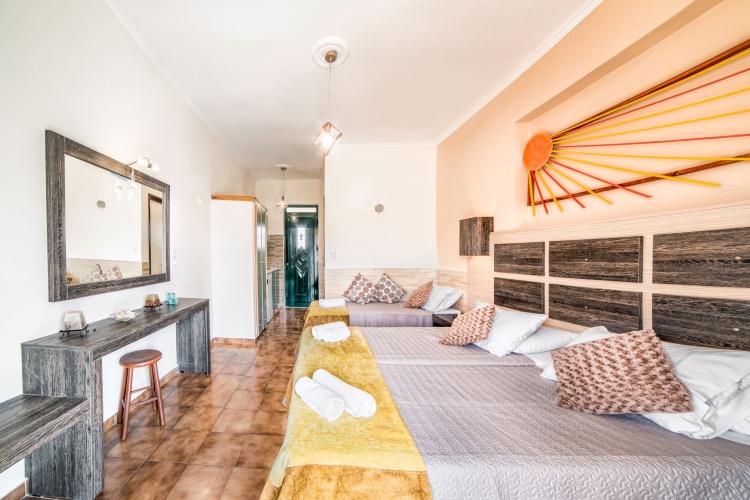 Studio with balcony and with view