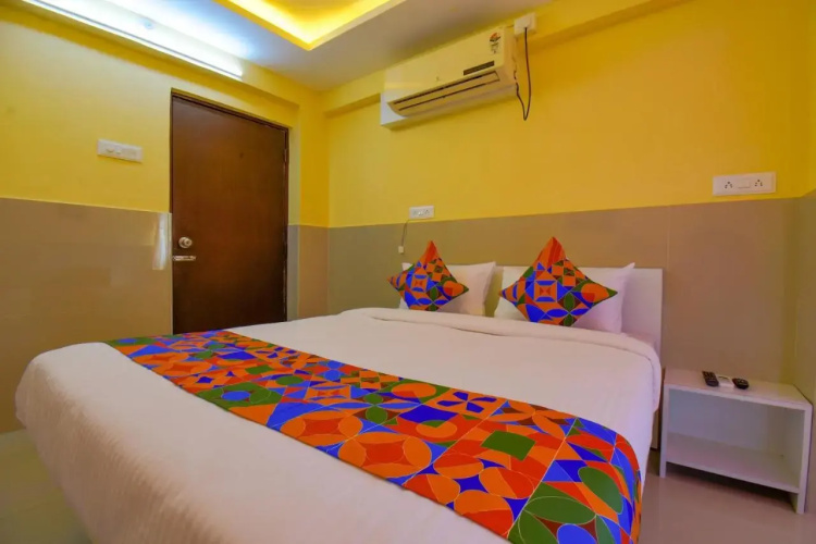 FabHotel Apricot Premier