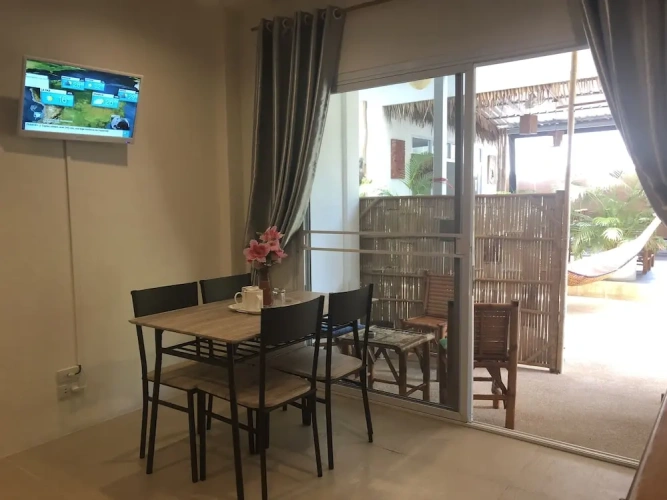 Standard Quadruple Family room