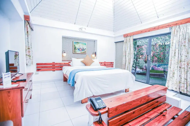 Visa Lodge