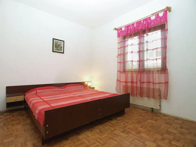 Apartment 1775