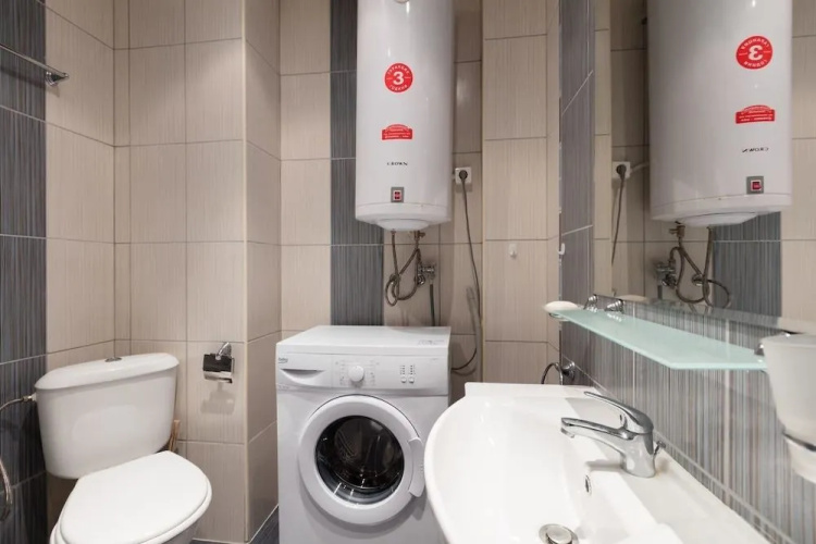 Studio for Family with Kitchenette and Pool view