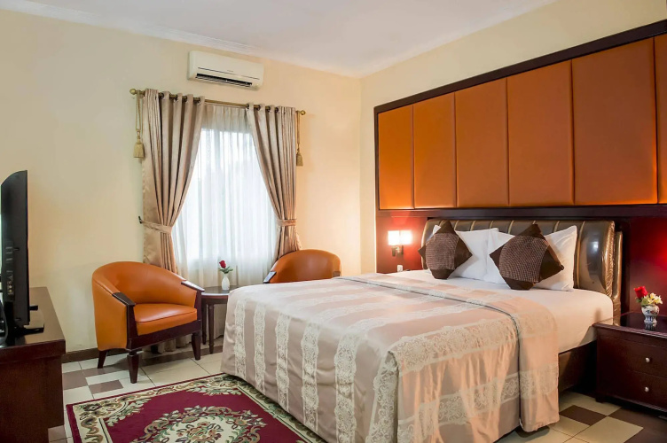 Jusenny Hotel