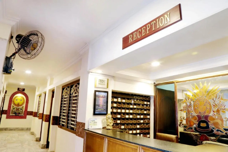 Hotel Prayag