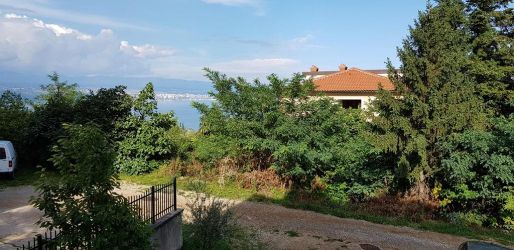 Apartment with sea view