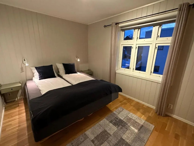 Stetind - Modern apartment with free parking