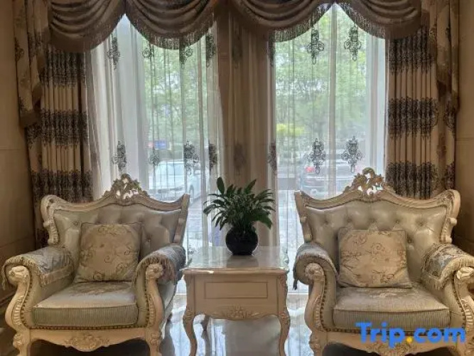 Lijia Hotel