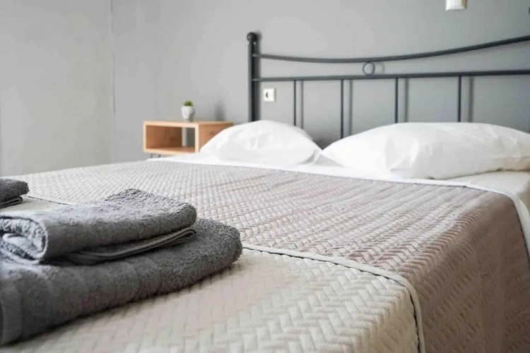 3 Bedrooms Apartment