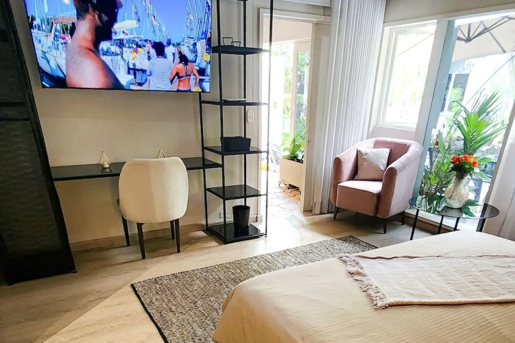 Guest rooms