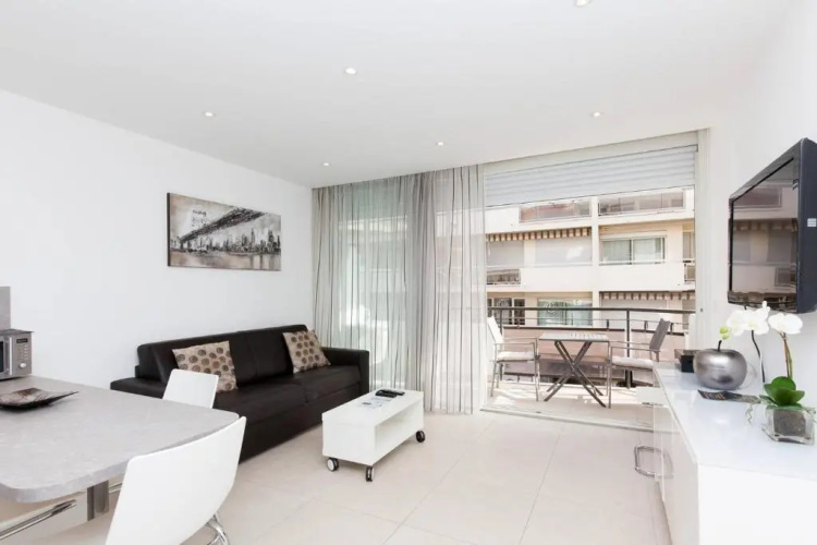 Chic & Modern 1bed Next To Martinez