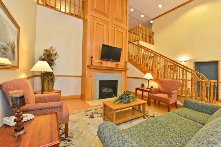 BlissPoint Inn & Suites