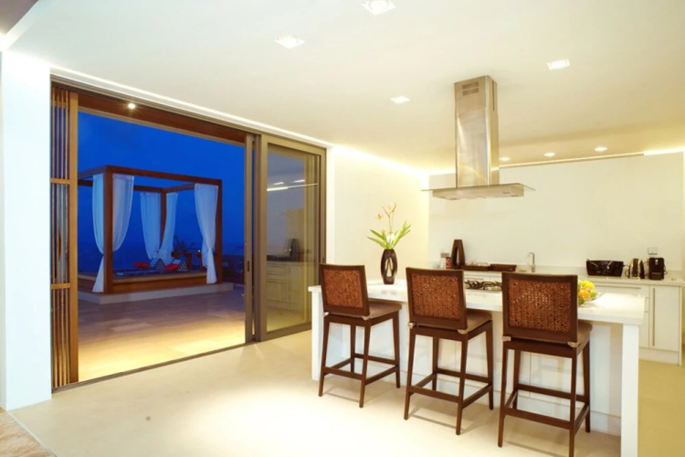 4 Bedroom Sea View Villa Blue overlooking Chaweng