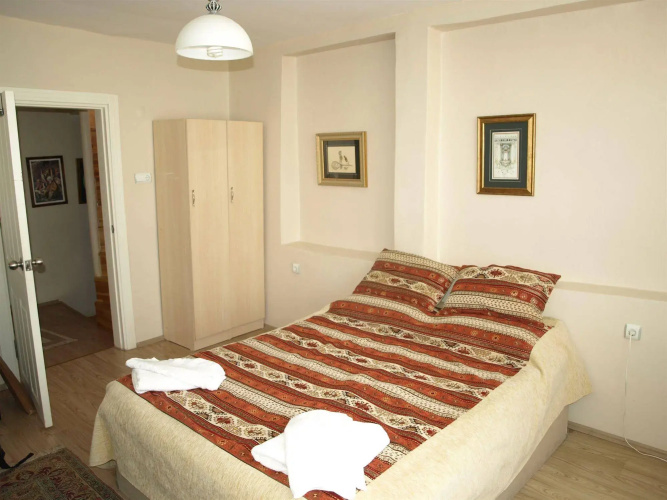 Midillis Art Apartment