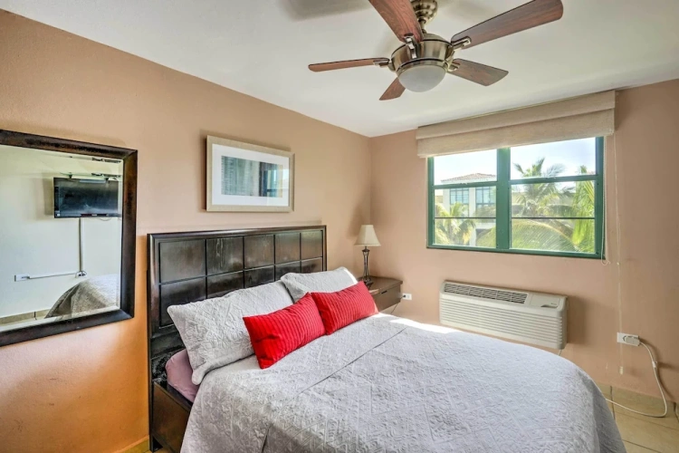 3 Bedrooms Apartment