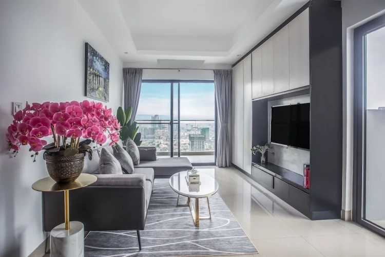 Deluxe Double room with balcony and with city view