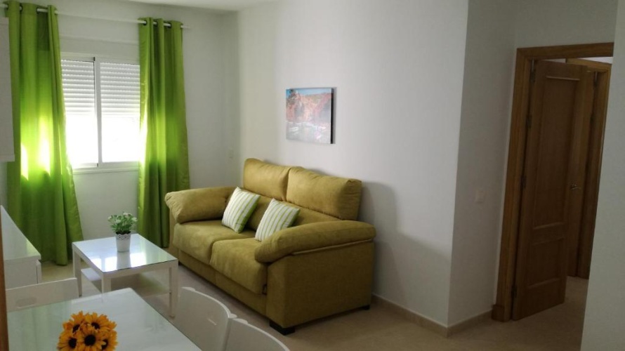 3 Bedrooms Apartment