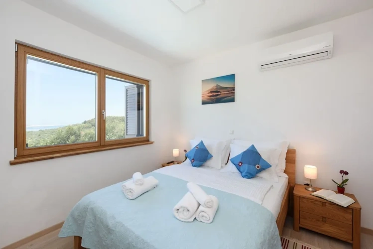 6 Bedrooms Villa with balcony and with sea view