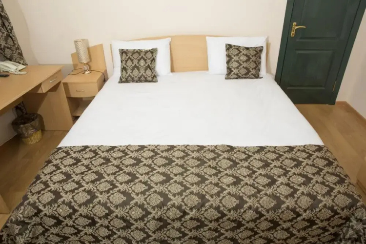 City Wall Hotel
