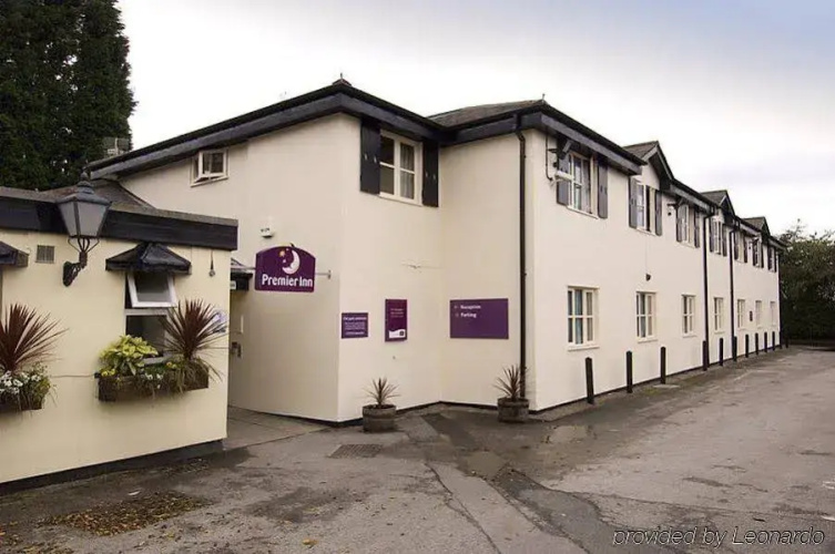 Premier Inn Knutsford (mere)